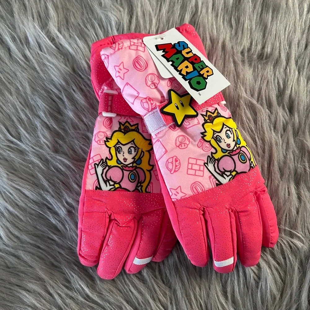 Nintendo Super Mario Snow Gloves Girls Size Small/Medium‎ Pink